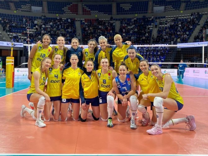 2023 Cev Şampiyonlar Ligi: Fenerbahçe Opet: 3 - Tenerife La Laguna: 0