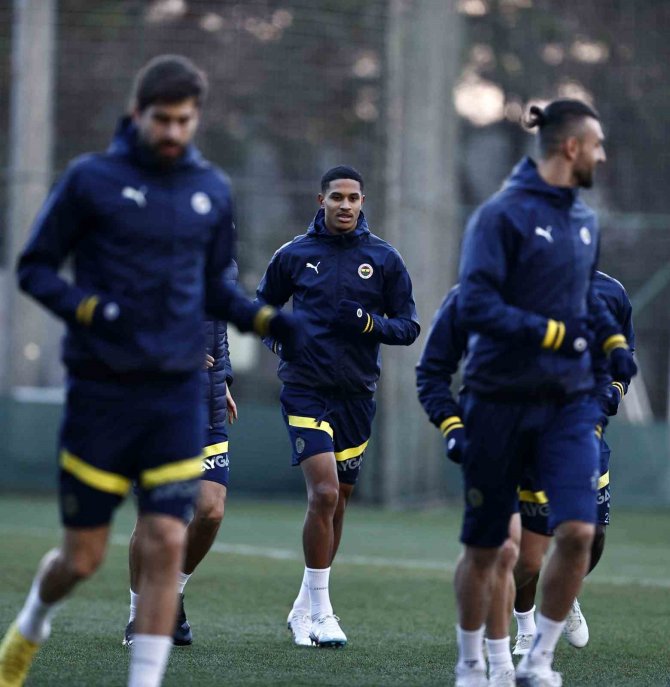 Fenerbahçe, Konyaspor Maçı Hazırlıklarına Başladı