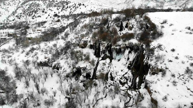 Girlevik Şelalesi, Kış Aylarında Karla Bir Başka Güzel