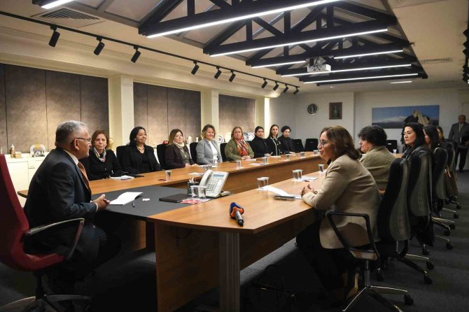 Büyükkılıç’tan Kadın Girişimcilerle İ̇şbirliği Protokolü