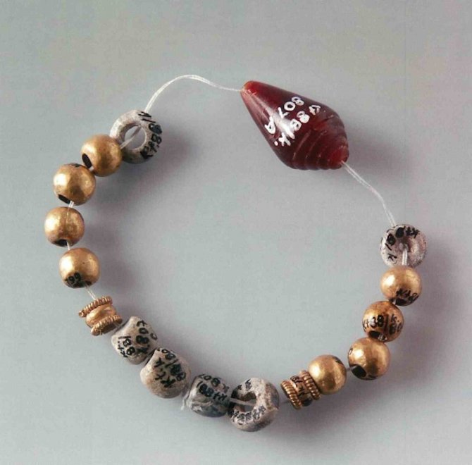 Kadınlar 4 Bin Yıl Önce De ’Takı’yormuş