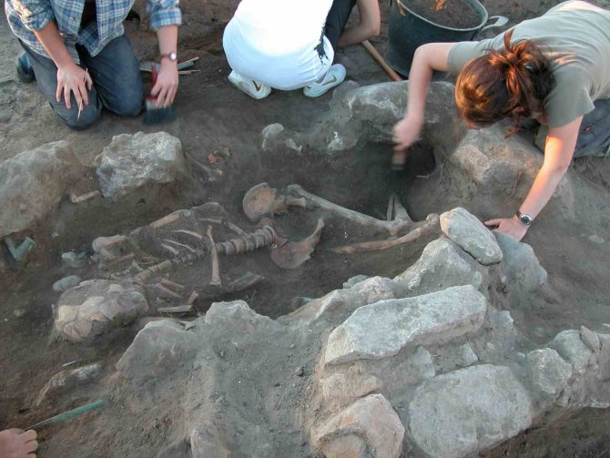 Kadınlar 4 Bin Yıl Önce De ’Takı’yormuş