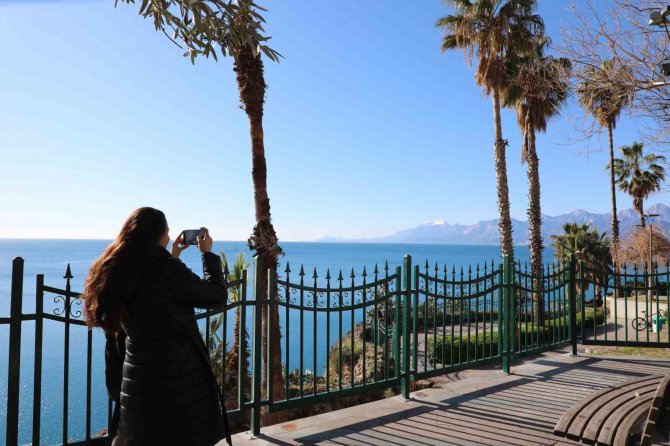 Yavuz Özcan Parkı’na Metal Korkuluk