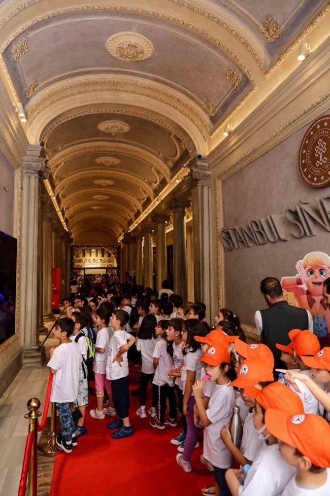 Bakanlıktan Sinema Salonlarına 14,2 Milyon Destek