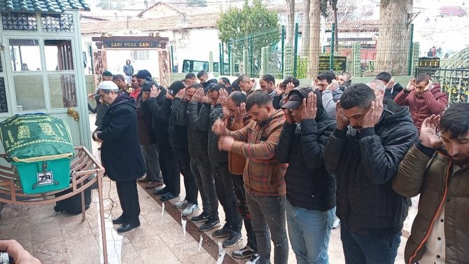 Boşandığı Eşi Tarafından Öldürülen Kadın Toprağa Verildi