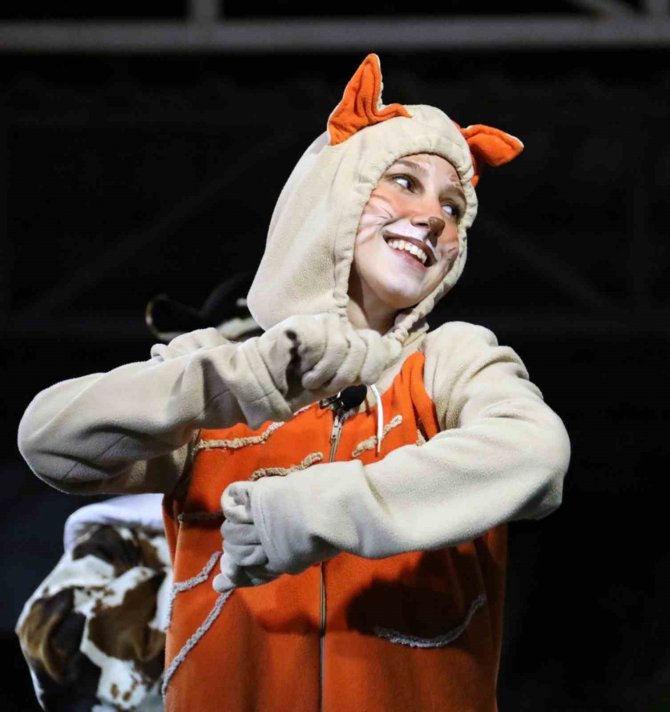 Menteşe Belediye Tiyatrosu Ege Tiyatrolar Birliği Üyesi Oldu