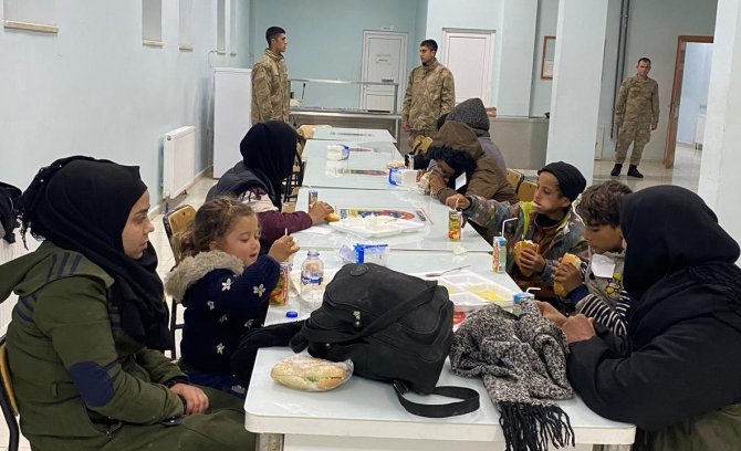 Şanlıurfa’da 101 Kaçak Göçmen Yakalandı