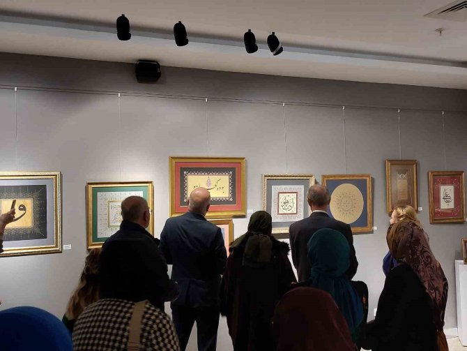 Rayiha Tezhip Sergisi Törenle Açıldı