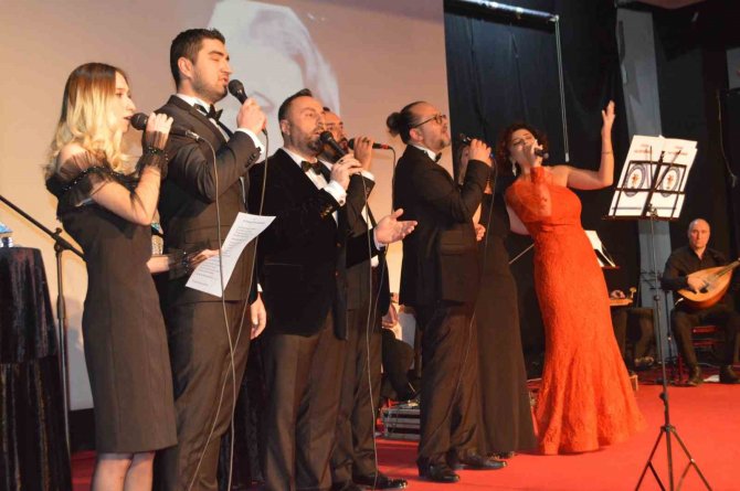 Tavşanlı Halk Eğitimi Merkezi’nden Konser