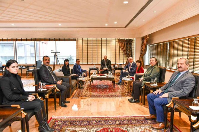 Letonya Ankara Büyükelçisi Peteris Vaivars: “Türk Üretici Ve İş Sahiplerini Yatırım İçin Letonya’ya Davet Ediyoruz”