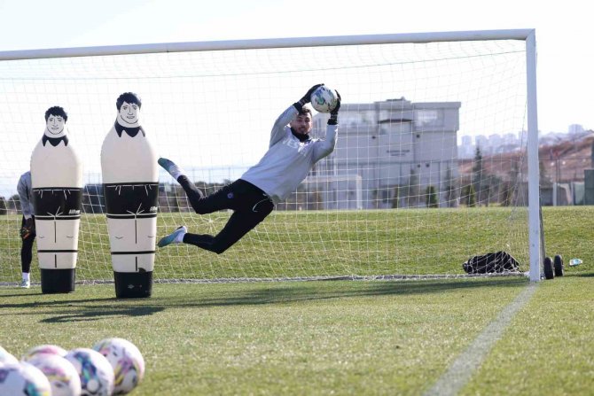 Trabzonspor, Galatasaray Maçı Hazırlıklarını Sürdürüyor