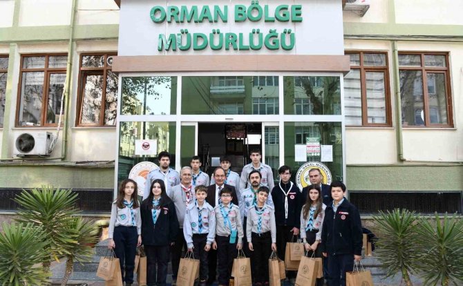 İ̇zciler Fidan Dikti