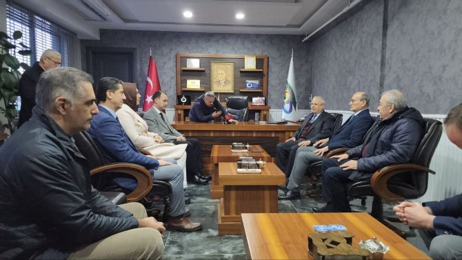 Ceylan, “Filyos Limanını Arzu Ettiğimiz Gibi Karabük Sanayicisine Kullandırmamız Lazım”