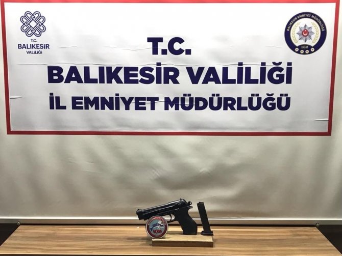 Balıkesir’de Polis Ve Jandarmadan ’Huzur’ Operasyonu