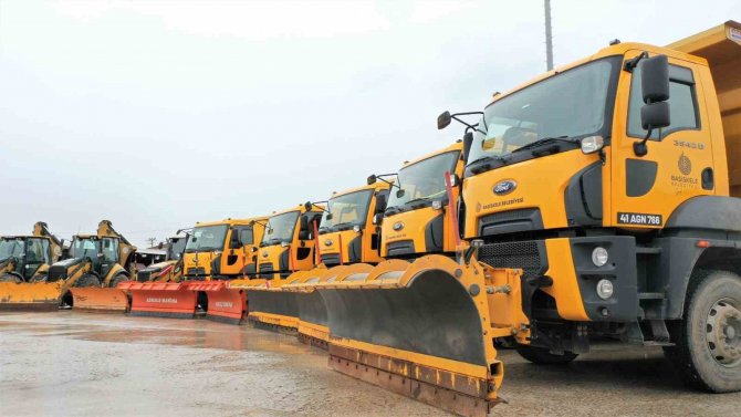 Başiskele’de 130 Personel Karla Mücadelede Görev Alacak