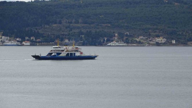 Bozcaada Ve Gökçeada’ya Beklenen Fırtına Nedeniyle 2 Gün Tüm Feribot Seferleri İptal Edildi
