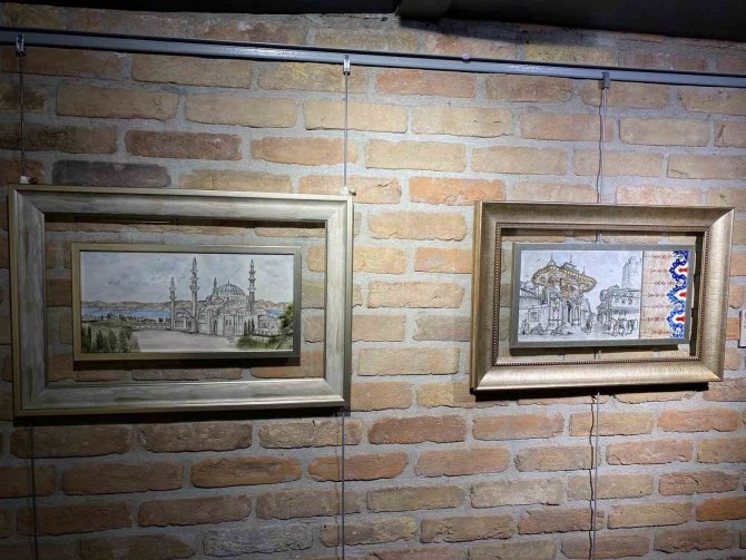 Üsküdar’da ‘İ̇stanbul Çini Sergisi’ Sanatseverlerle Buluştu