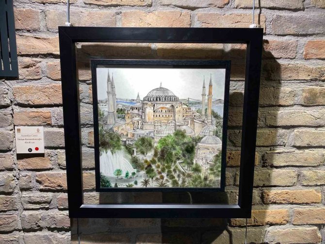 Üsküdar’da ‘İ̇stanbul Çini Sergisi’ Sanatseverlerle Buluştu