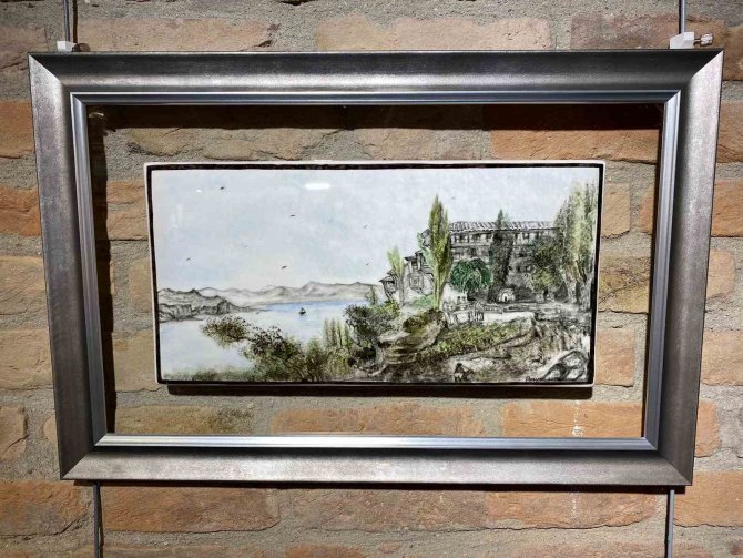 Üsküdar’da ‘İ̇stanbul Çini Sergisi’ Sanatseverlerle Buluştu