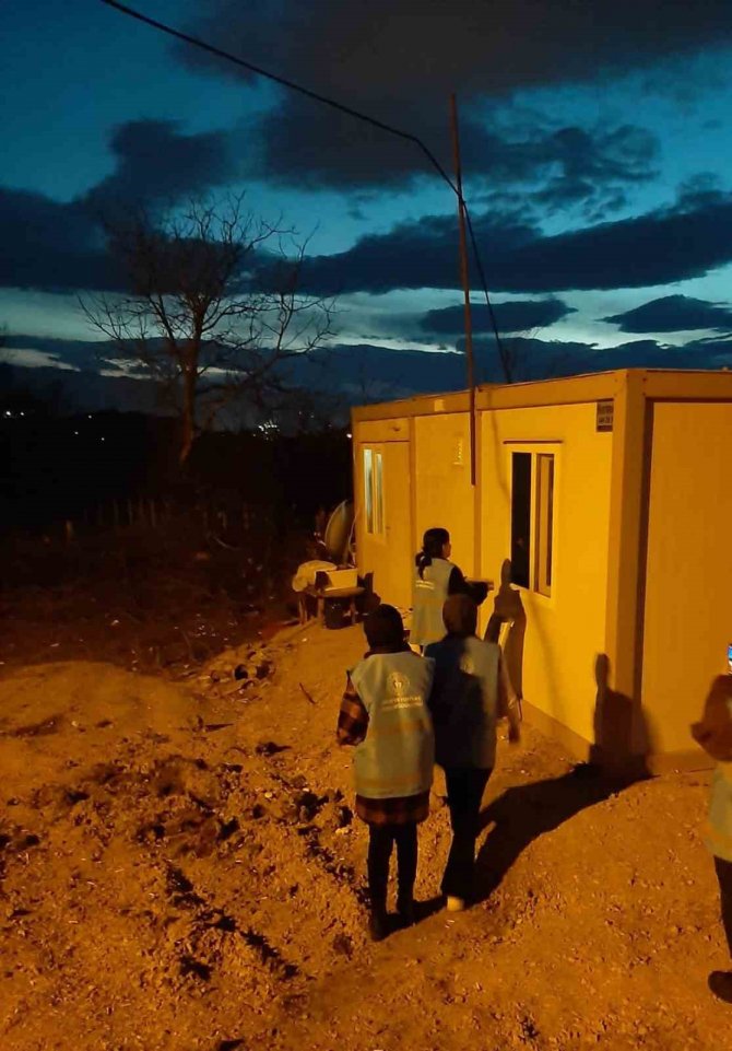 Komşum Projesi İle Yüzlerce Ailenin Yüzü Güldü