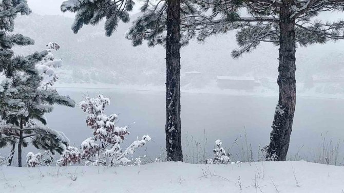 Emet Yeniceköy Tahtalı Gölet’inde Kartpostallık Kar Manzaraları