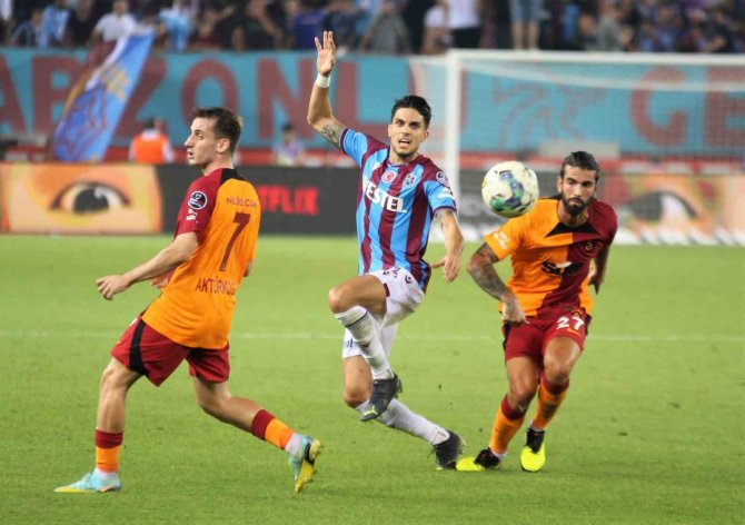 Galatasaray İle Trabzonspor 135. Randevuda