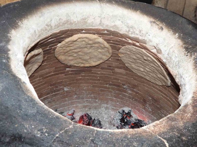 Kurdukları Tandır Geçim Kaynakları Oldu