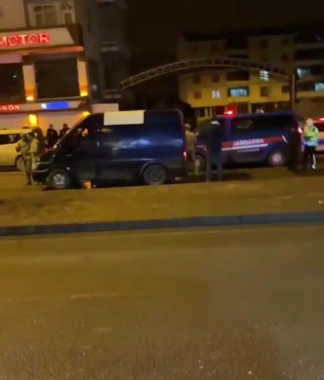 Iğdır’da Bir Minibüs Dolusu Göçmen Kaçak Yakalandı