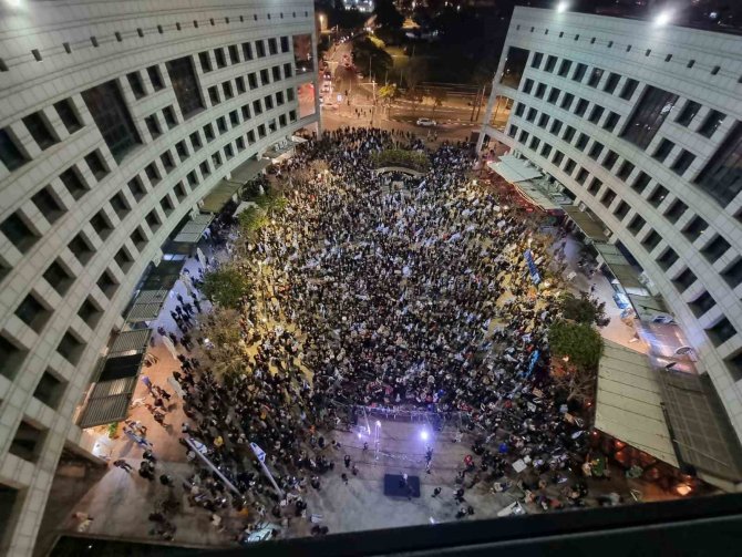 İ̇srail’de Hükümet Protestoları Sürüyor