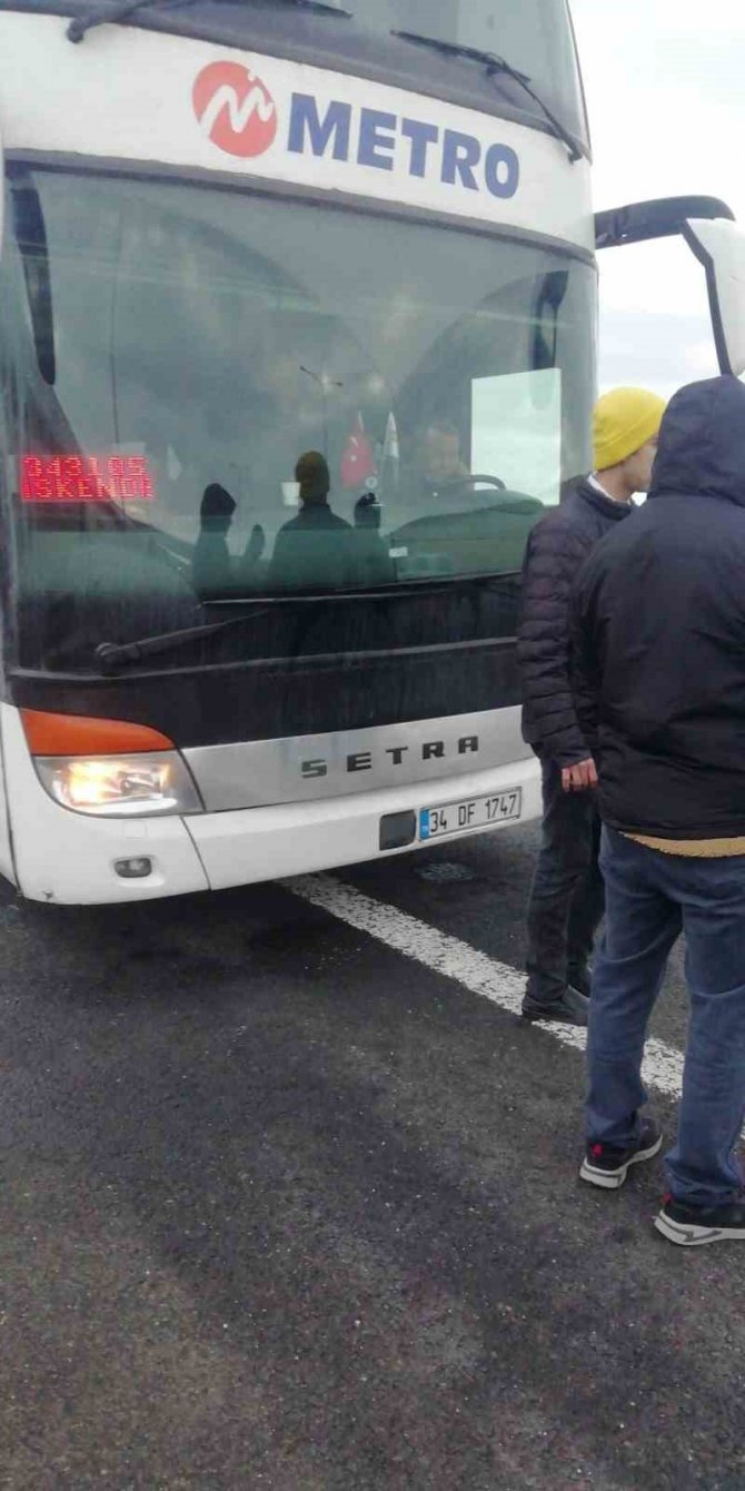 Otobüs Arıza Yapınca Eksi 5 Derecede 4.5 Saat Beklediler