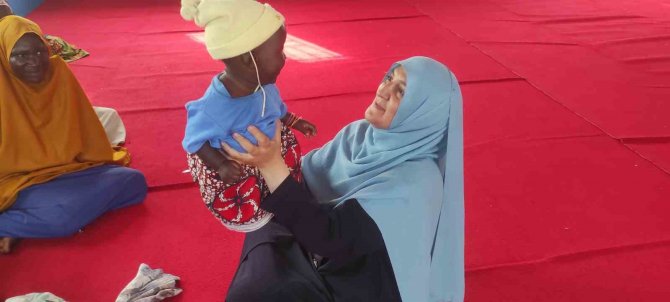 Afrika’nın "Zehra Teyze"si Oldu