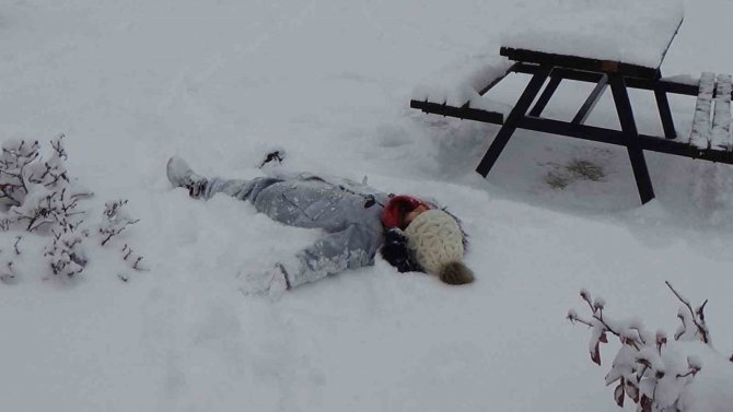 Karaman Beyaza Büründü