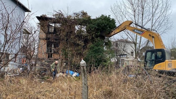 Riskli Yapılardan Arındırılan Gölcük’te Yıkılan Bina Sayısı 175’e Ulaştı