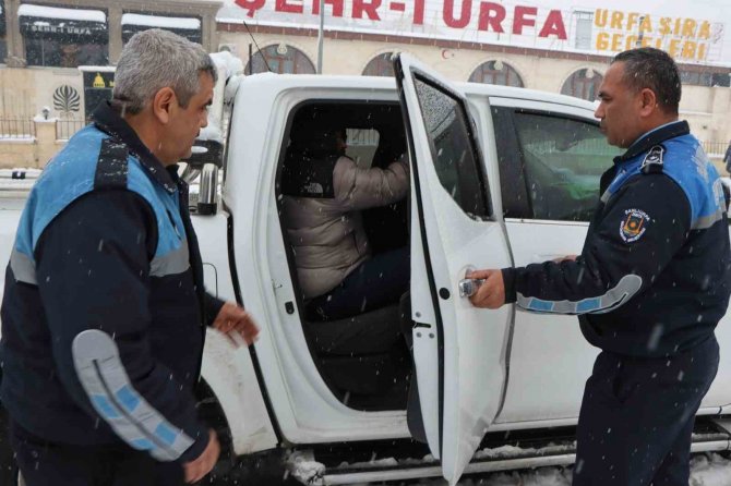 Sokakta Kalan Vatandaşlara Sıcak Yuva