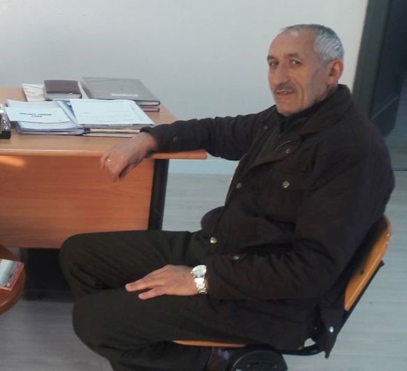 Tavşanlı’da Emekli Öğretmen Evinin Önünde Ölü Bulundu