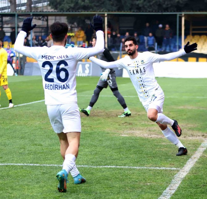 Tff 2. Lig: Menemen Fk: 3 - Bayburt Özel İ̇dare Spor: 0