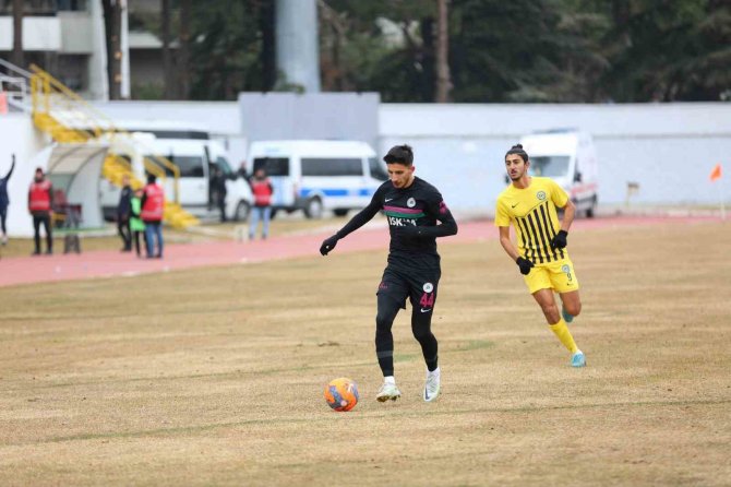 Isparta 32 Spor: 6 - Tarsus İ̇dmanyurduspor: 1