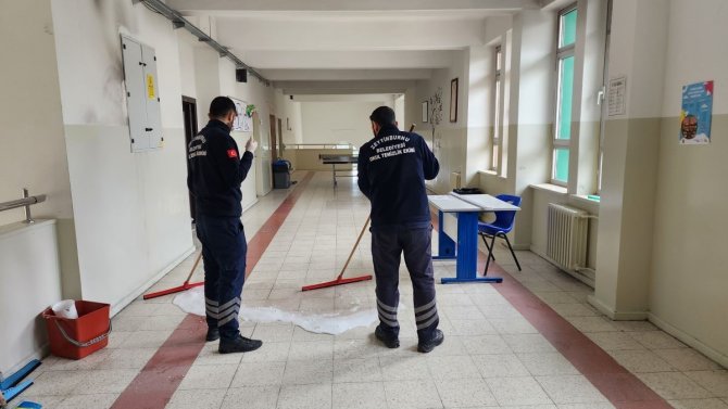 Zeytinburnu’nda Tertemiz Okullar Öğrencileri Bekliyor