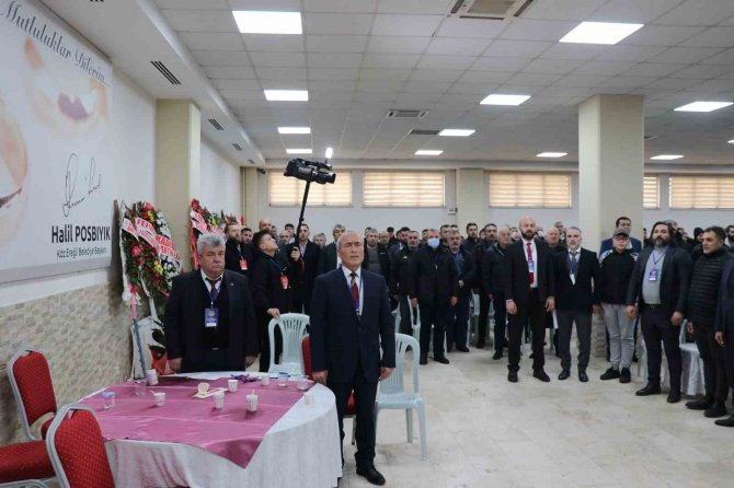 Esnaf Kefalet Kongresinde Çıkan Arbedeye Polis Müdahale Etti