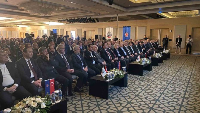 Vali Tutulmaz’dan Gmi̇s’e "Ücret Sendikacılığı" Uyarısı
