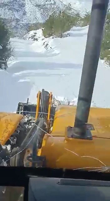 Adıyaman’da 99 Köy Ve 145 Mezraya Ulaşım Sağlanamıyor