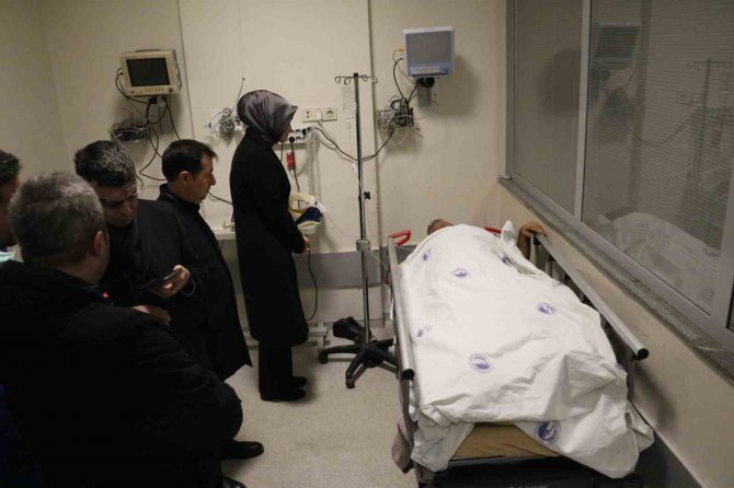 8 Kişinin Öldüğü Kazayla İlgili Vali Yiğitbaşı’dan Açıklama: "Kaza Şoförün Direksiyon Hakimiyetini Kaybetmesinden Ötürü"