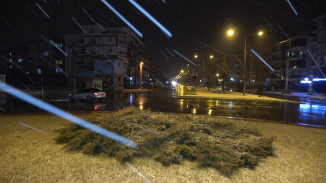 Aksaray’da Okullar Tatil Edildi