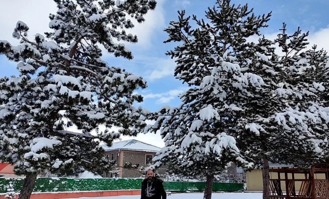 Ardahan’da Kar, Kartpostallık Görüntüler Oluşturdu