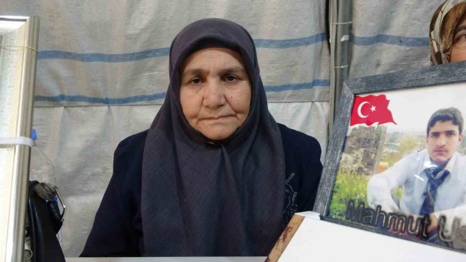 Evladına Hasret Kalan Bedriye Uslu: “Evlat Nöbetimi Kararlılıkla Devam Ettireceğim”