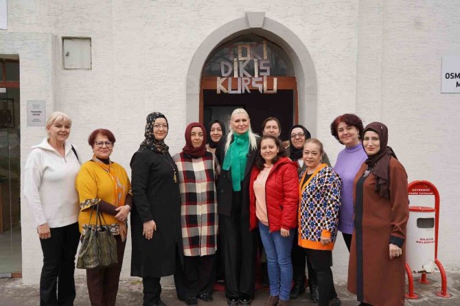 Başkan Vekili Subaşı Mahalle Sakinleri İle Bir Araya Geldi