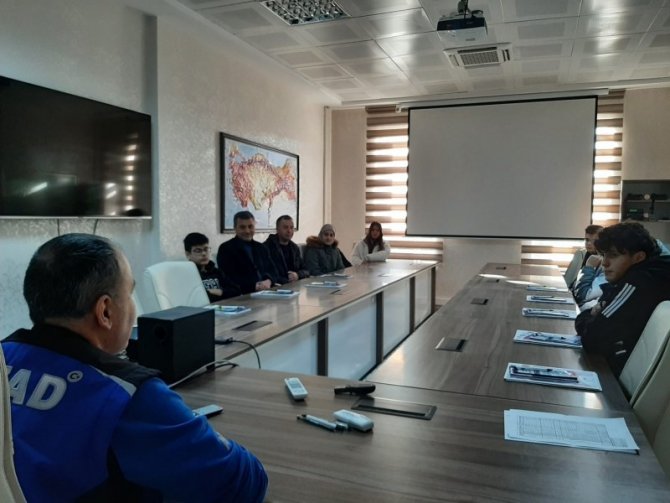 Lise Öğrencileri Afad’ı Tanıdı