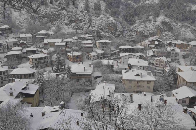 Tarihi İlçe Mudurnu’da Kış Güzelliği