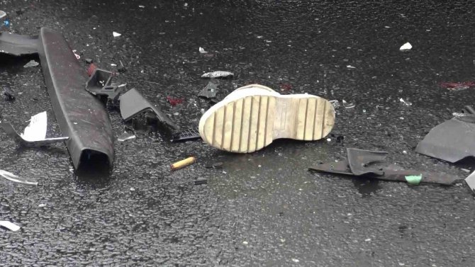 Bursa’da Otoyolda Facia: 4 Ölü, 7 Yaralı