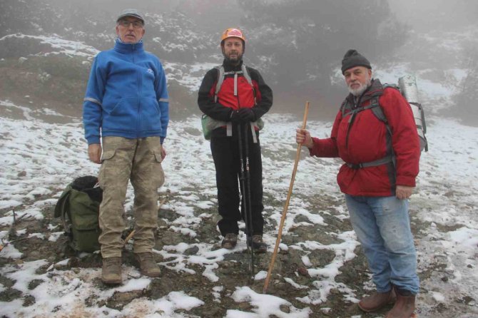 Karla Kaplanan Spil Dağcıların Akınına Uğradı